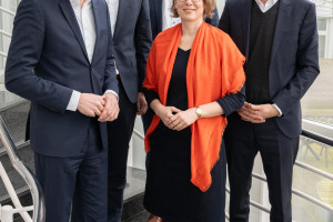 Dachser und Fraunhofer-Gesellschaft erweitern Forschungspartnerschaft